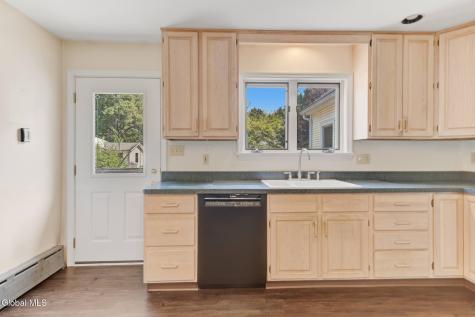 52 Willow Street Guilderland NY 12084