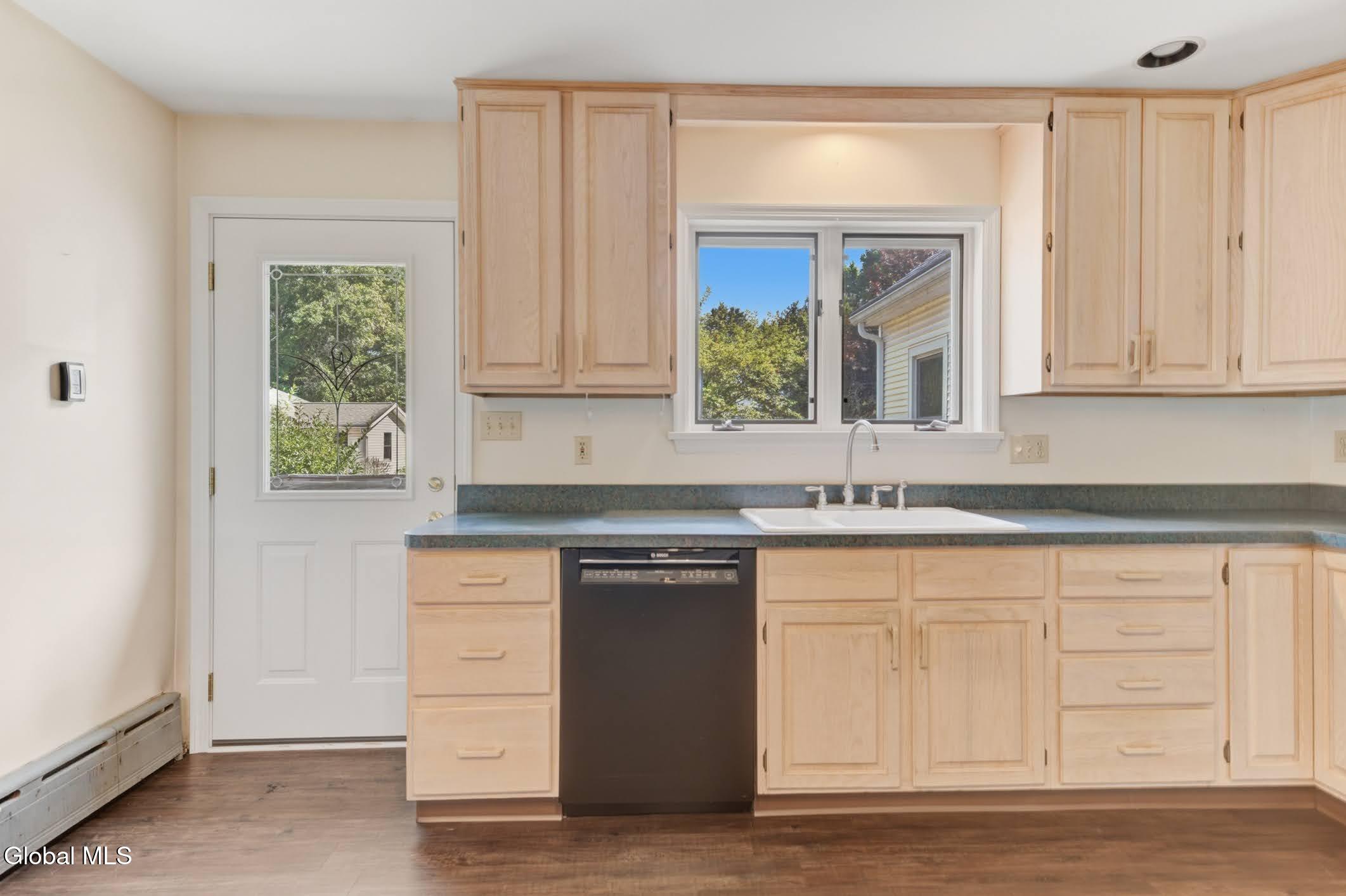 52 Willow Street Guilderland NY 12084