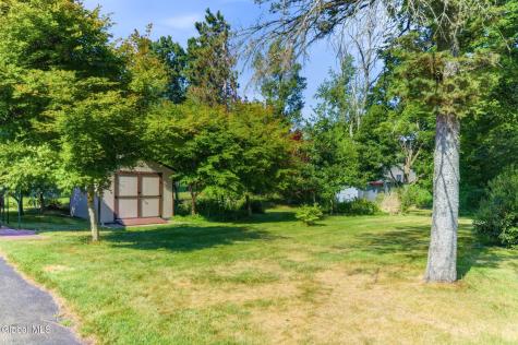 52 Willow Street Guilderland NY 12084