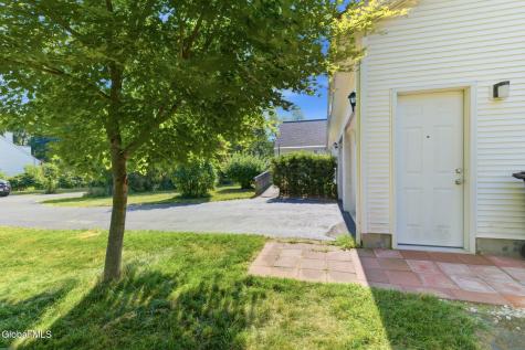 52 Willow Street Guilderland NY 12084