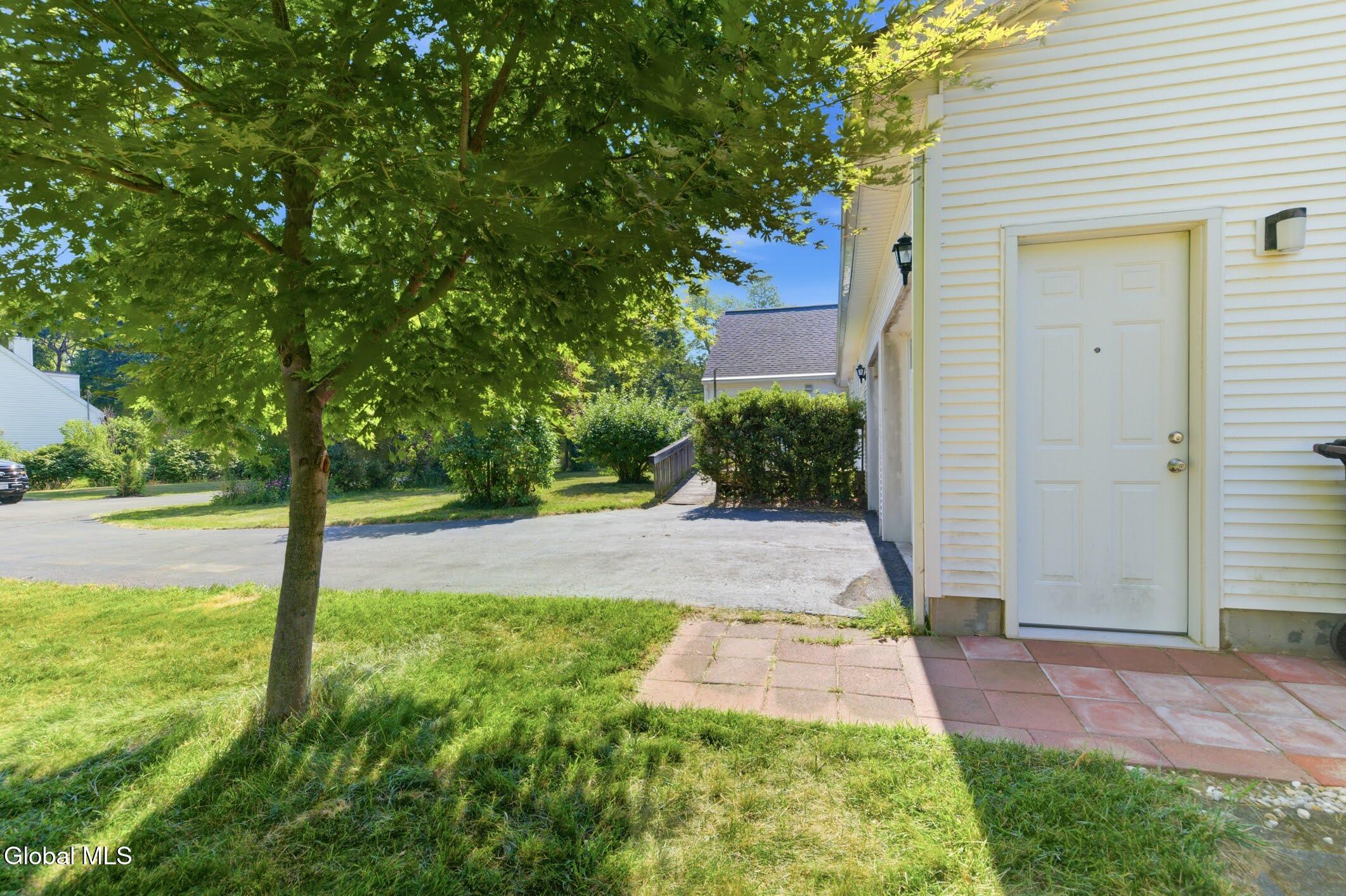 52 Willow Street Guilderland NY 12084