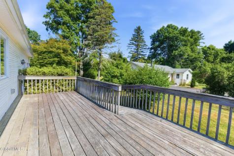 52 Willow Street Guilderland NY 12084