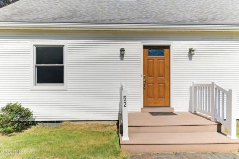 52 Willow Street Guilderland NY 12084
