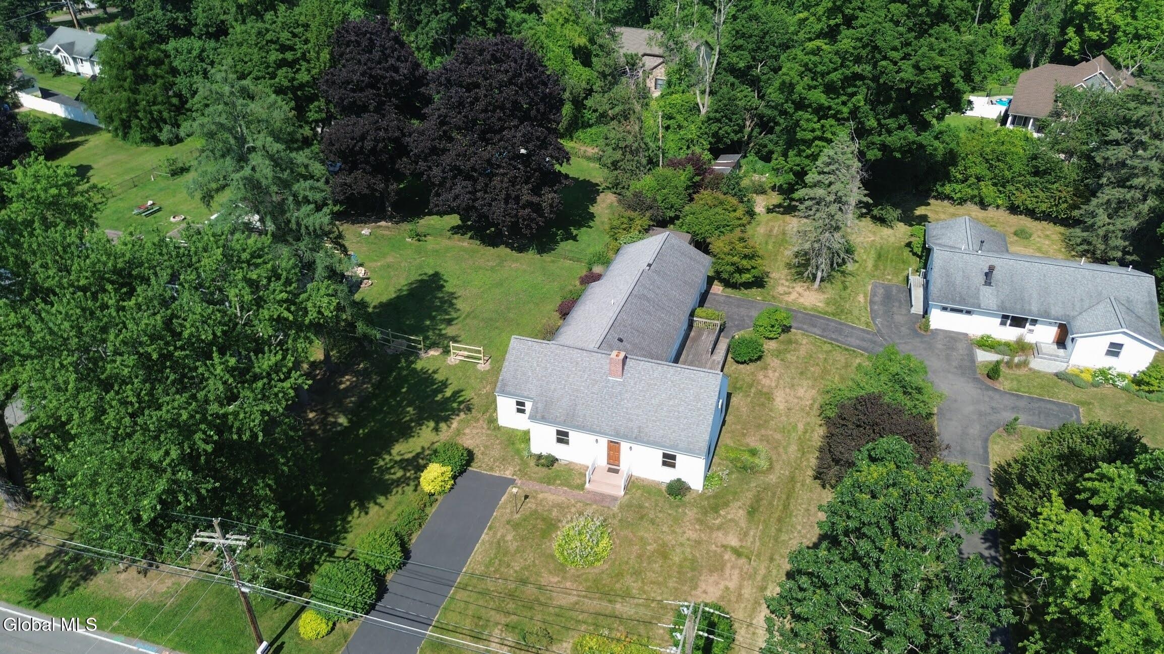 52 Willow Street Guilderland NY 12084