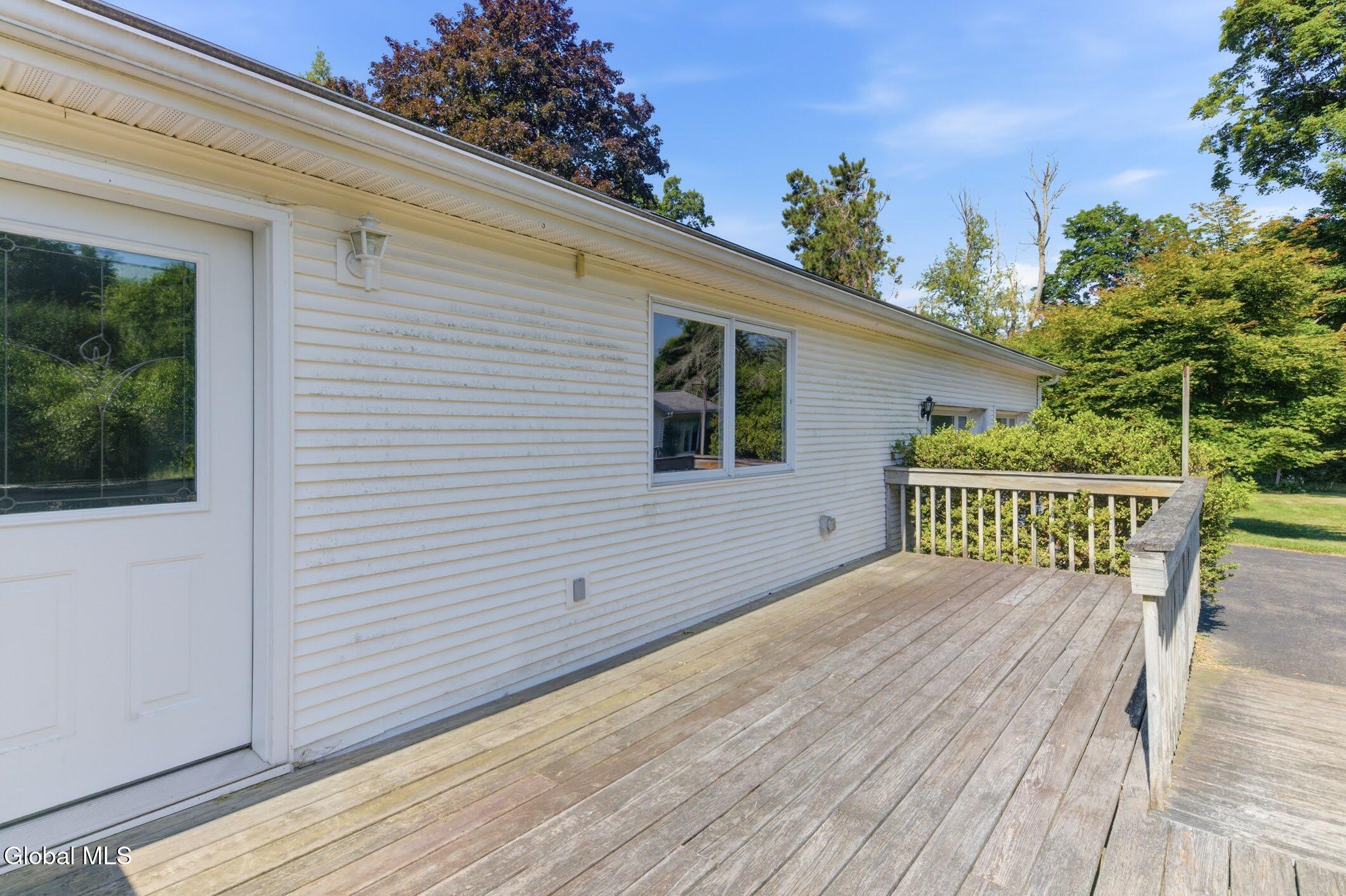 52 Willow Street Guilderland NY 12084