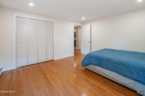 7 Garrison Lane Ballston Lake NY 12019