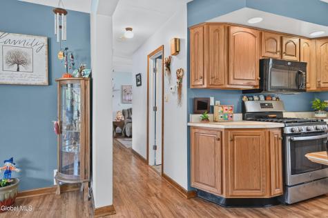 27 Velina Drive Guilderland NY 12203
