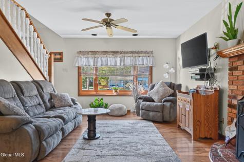 27 Velina Drive Guilderland NY 12203