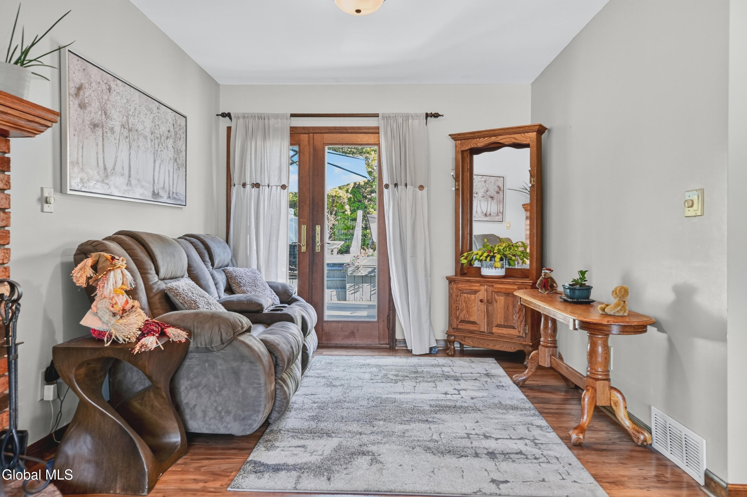 27 Velina Drive Guilderland NY 12203