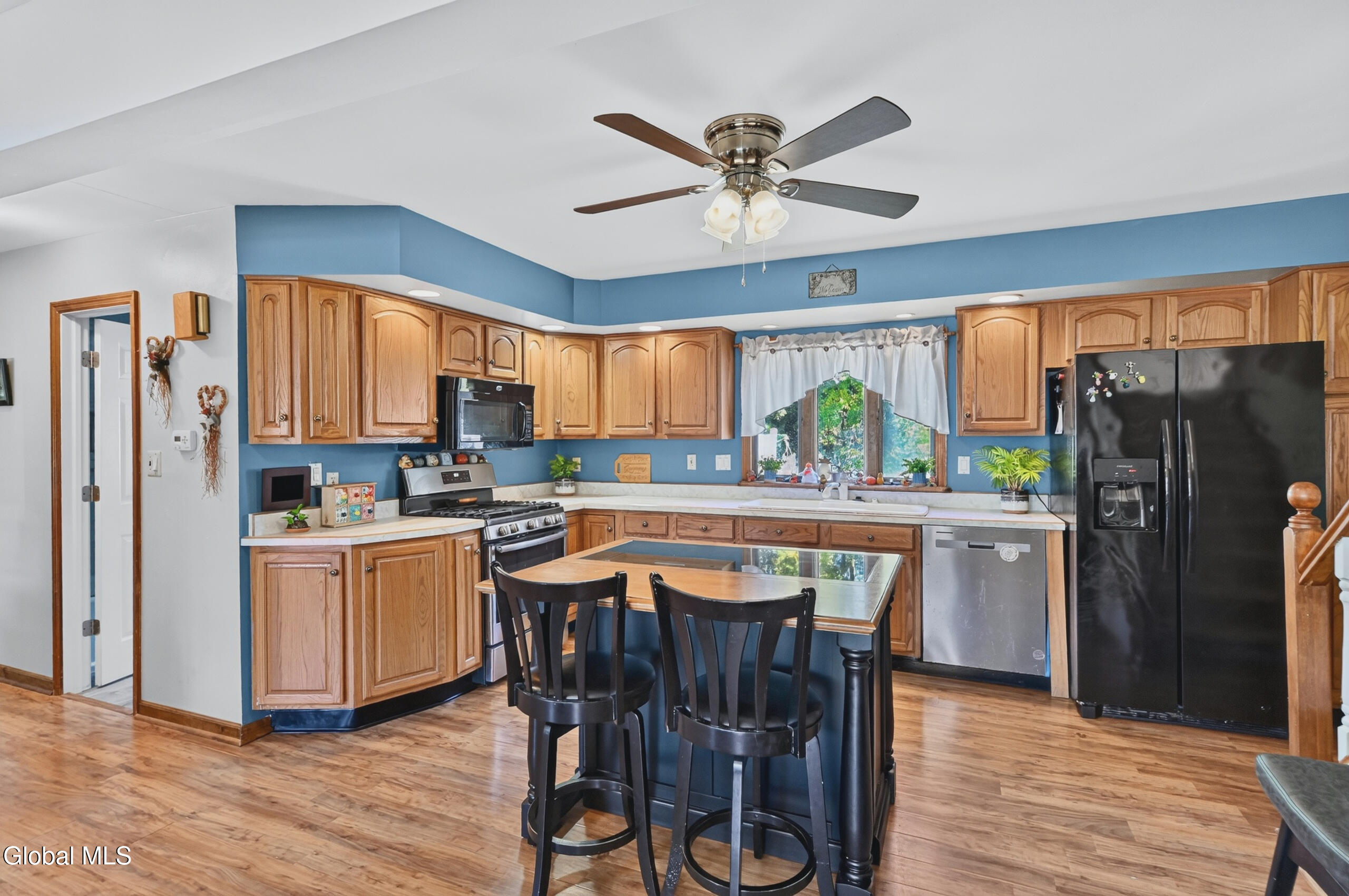 27 Velina Drive Guilderland NY 12203
