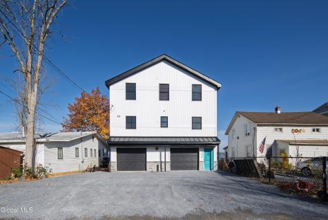 126 9th Street Saratoga Springs NY 12866