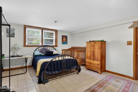 79 Willow Street Guilderland NY 12084