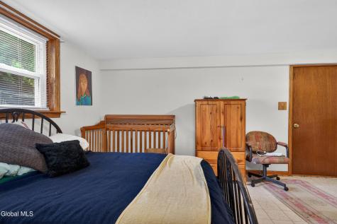 79 Willow Street Guilderland NY 12084