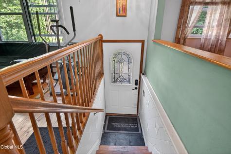 79 Willow Street Guilderland NY 12084