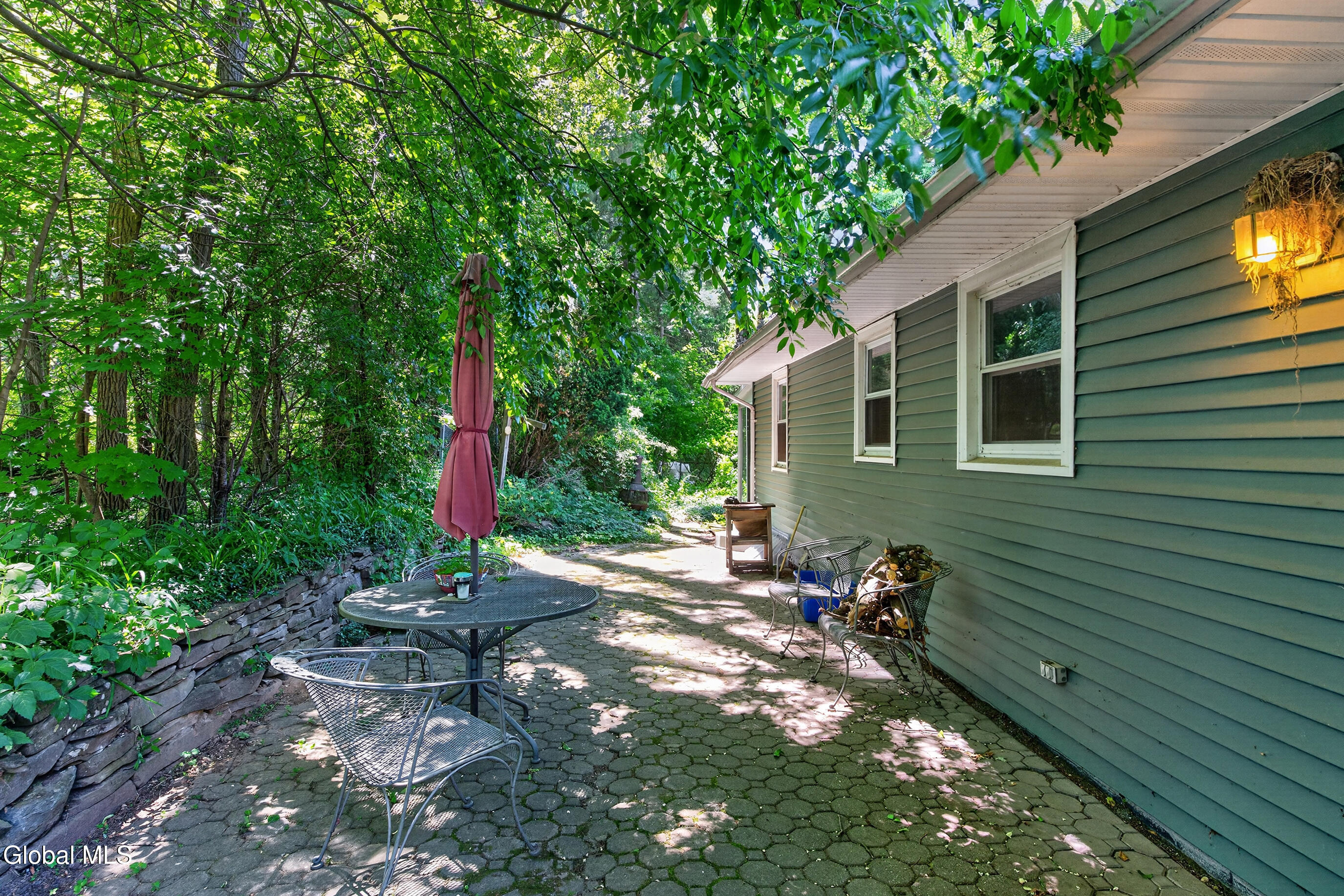 79 Willow Street Guilderland NY 12084