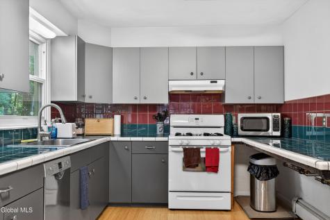 79 Willow Street Guilderland NY 12084