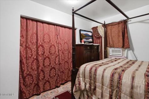 7 Stevenson Street Schenectady NY 12308