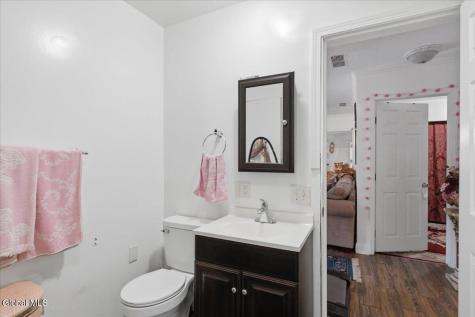 7 Stevenson Street Schenectady NY 12308