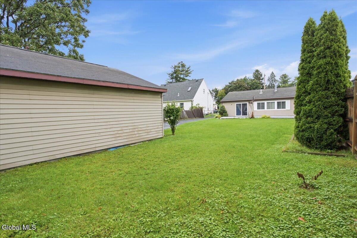 7 Stevenson Street Schenectady NY 12308