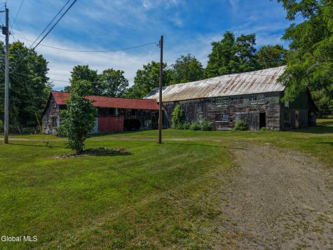 638 Hillcrest Road Hannacroix NY 12087