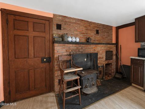 638 Hillcrest Road Hannacroix NY 12087