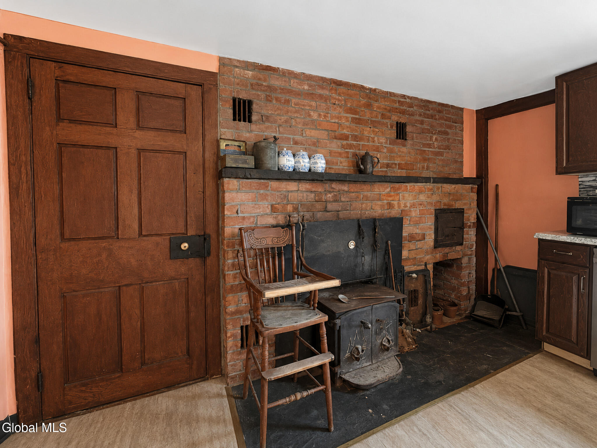 638 Hillcrest Road Hannacroix NY 12087