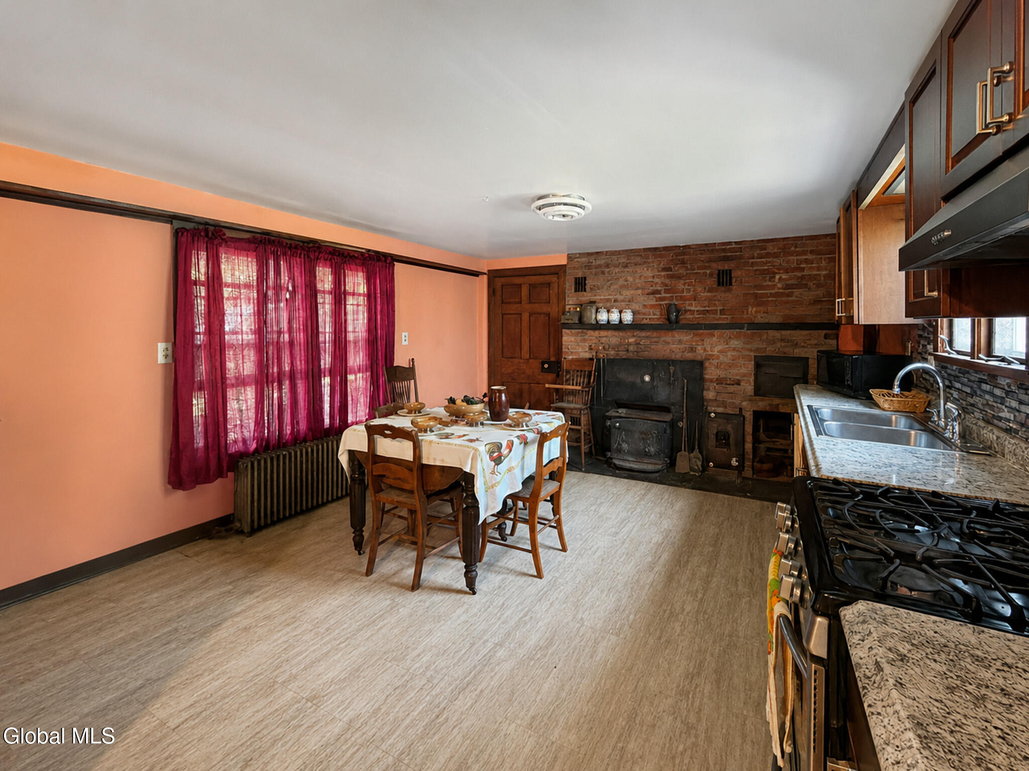 638 Hillcrest Road Hannacroix NY 12087