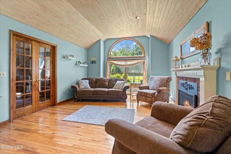 116 Boulderwood Drive Queensbury NY 12804