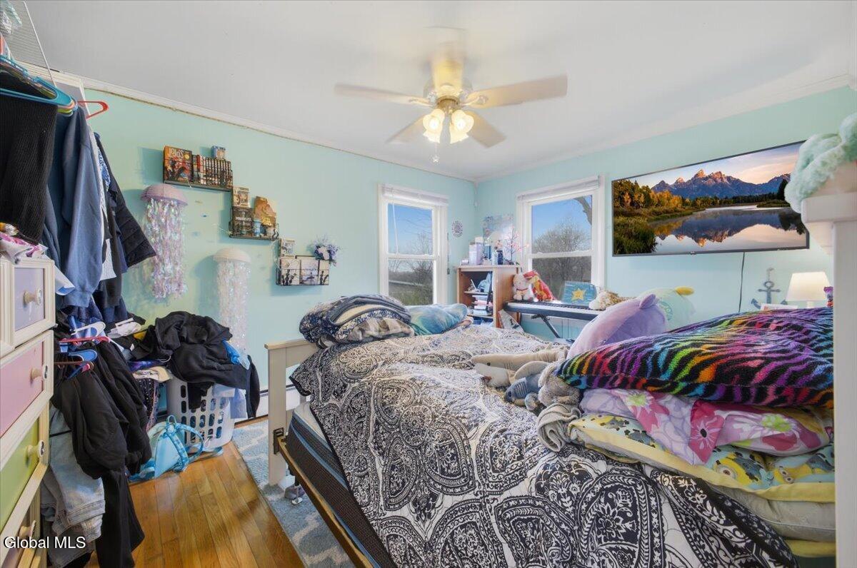 17 Doty Avenue Melrose NY 12121