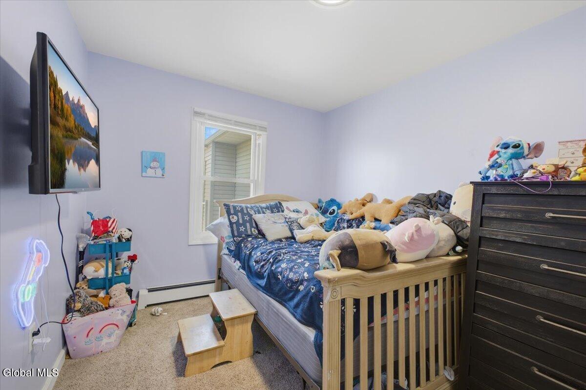 17 Doty Avenue Melrose NY 12121