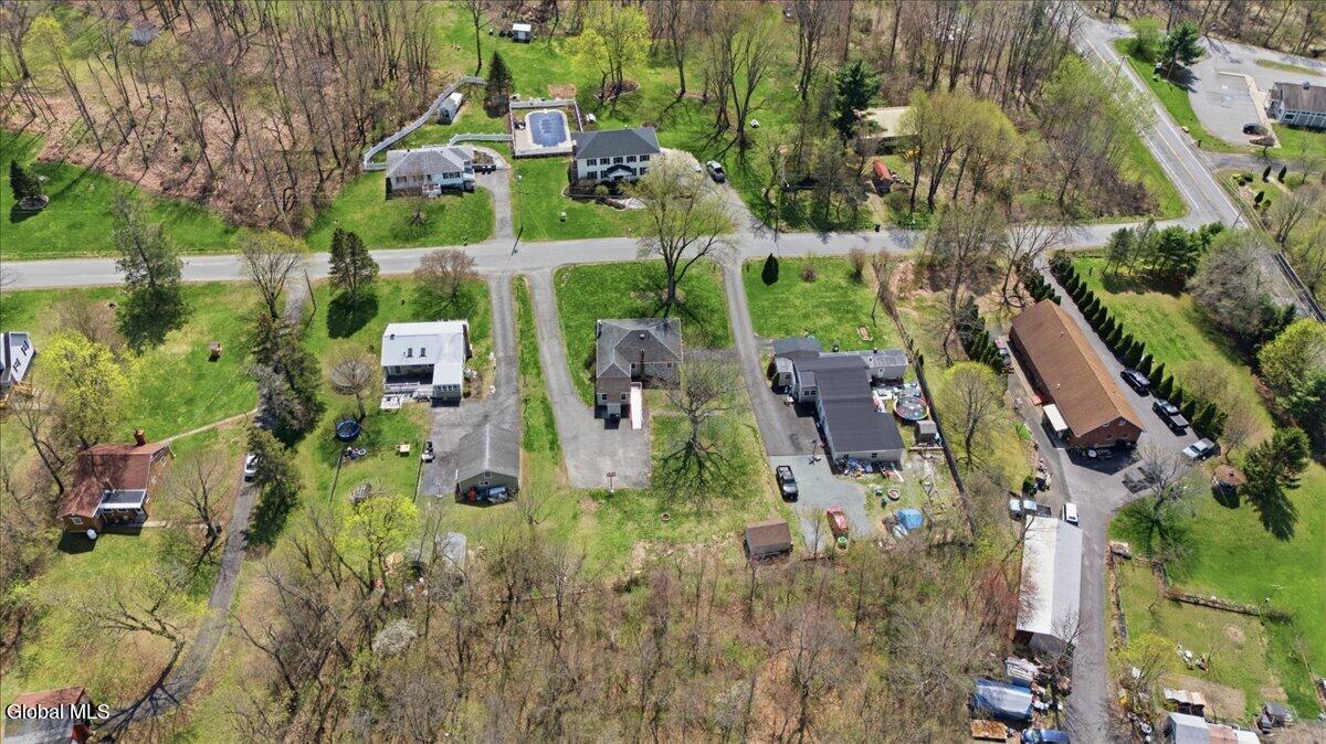 17 Doty Avenue Melrose NY 12121