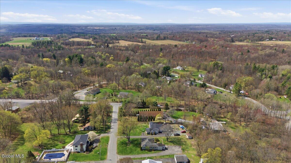 17 Doty Avenue Melrose NY 12121
