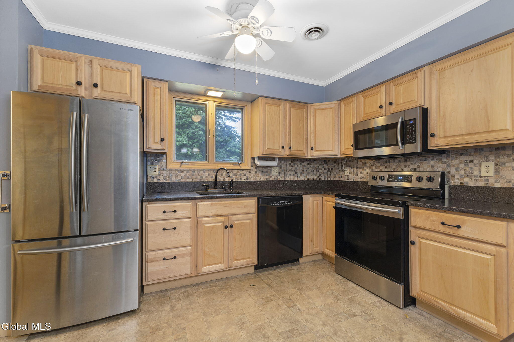 14 Crownwood Lane Queensbury NY 12804