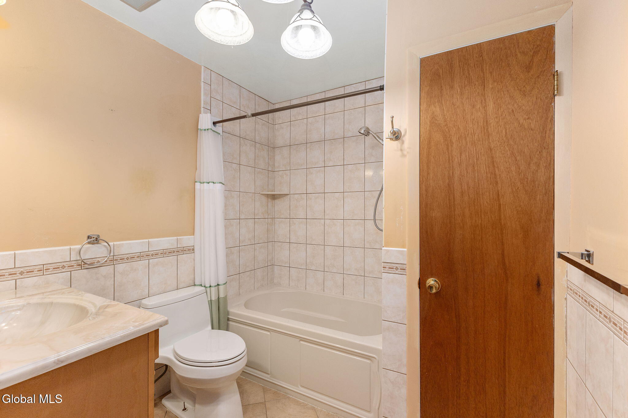 14 Crownwood Lane Queensbury NY 12804