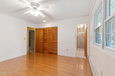 14 Crownwood Lane Queensbury NY 12804