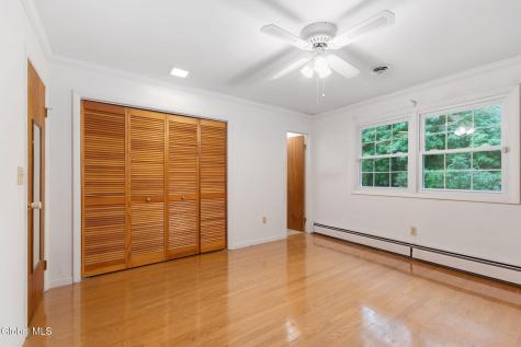 14 Crownwood Lane Queensbury NY 12804