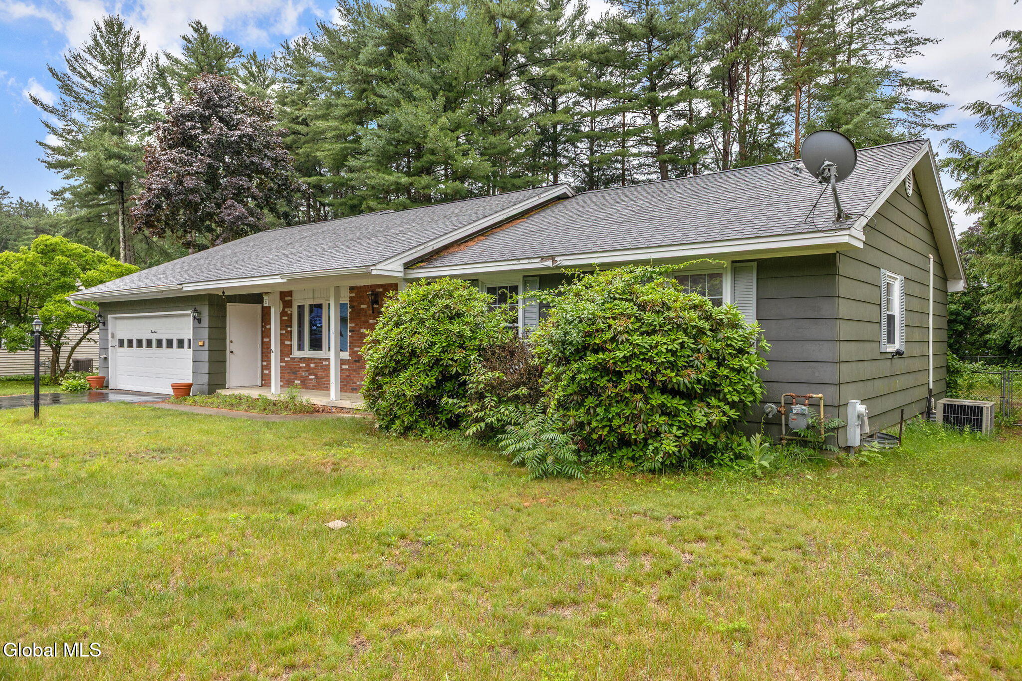14 Crownwood Lane Queensbury NY 12804