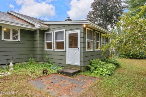 14 Crownwood Lane Queensbury NY 12804