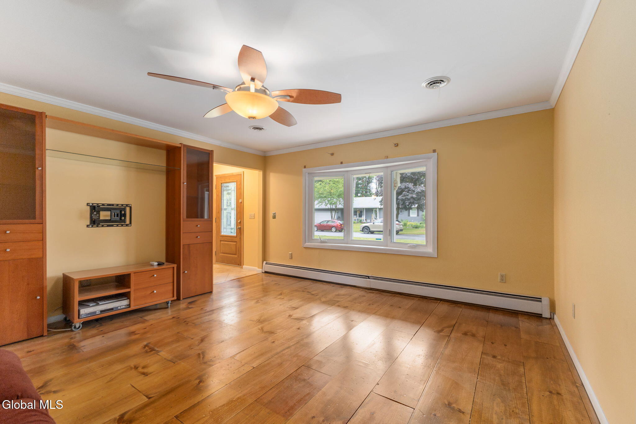 14 Crownwood Lane Queensbury NY 12804