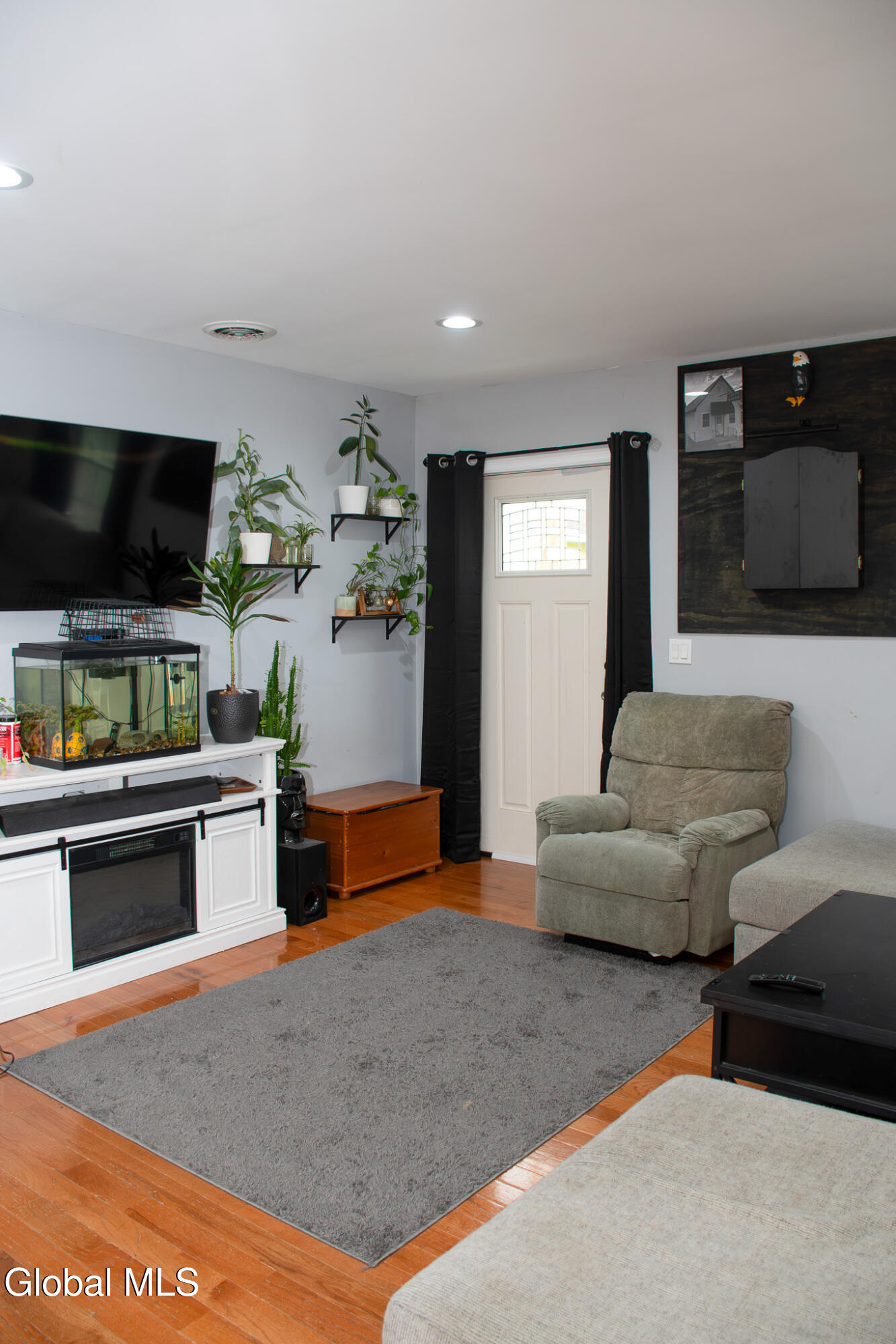 1862 8th Avenue Watervliet NY 12189