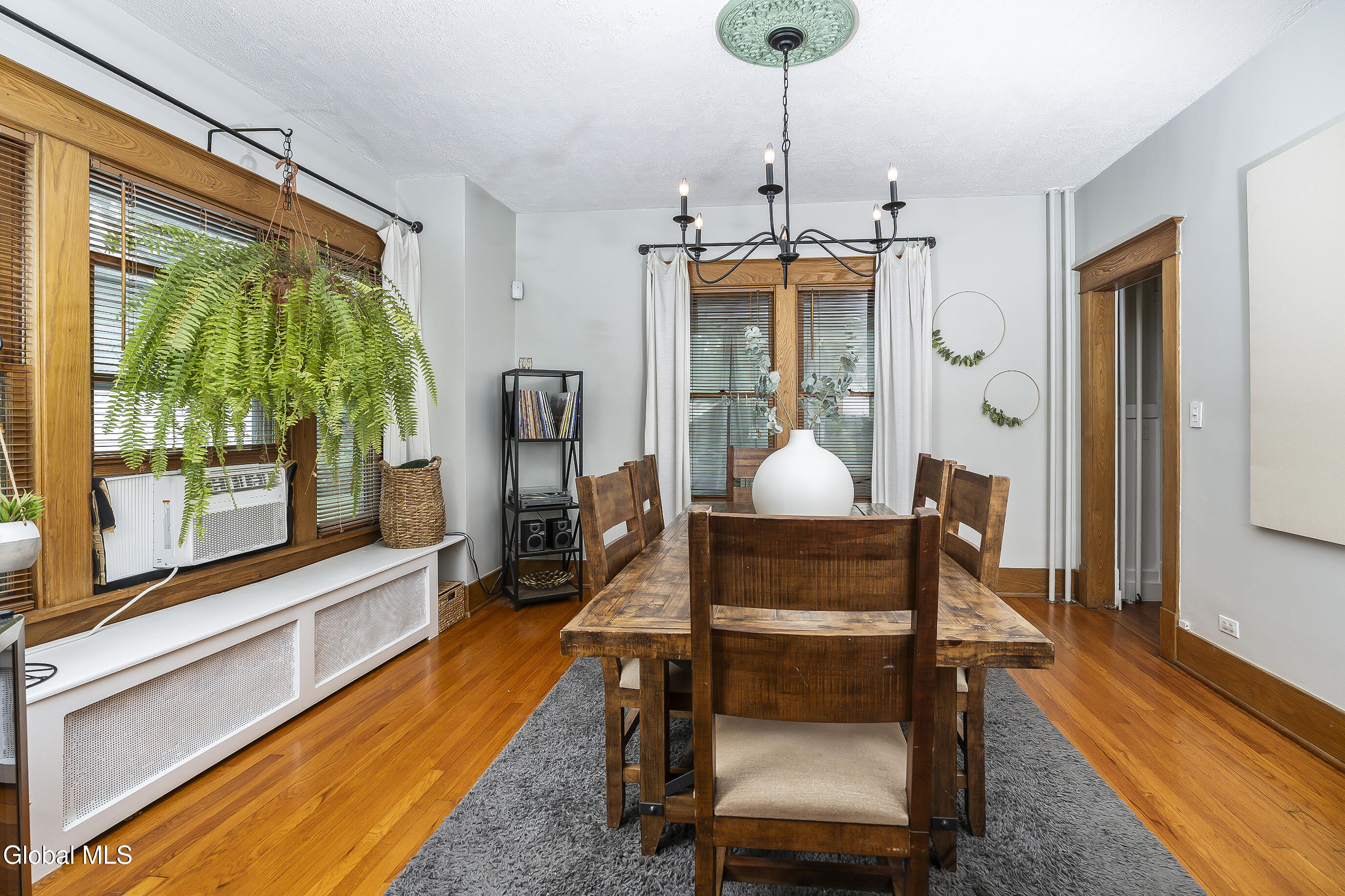 55 Edgecomb Street Albany NY 12209