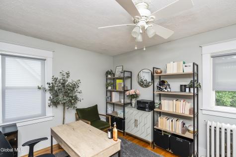 55 Edgecomb Street Albany NY 12209