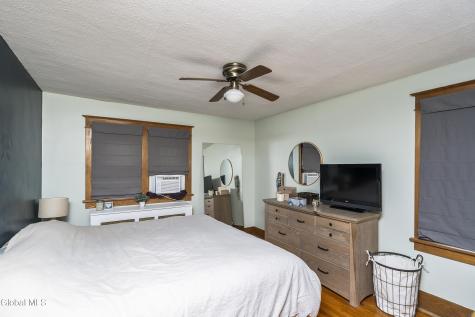 55 Edgecomb Street Albany NY 12209