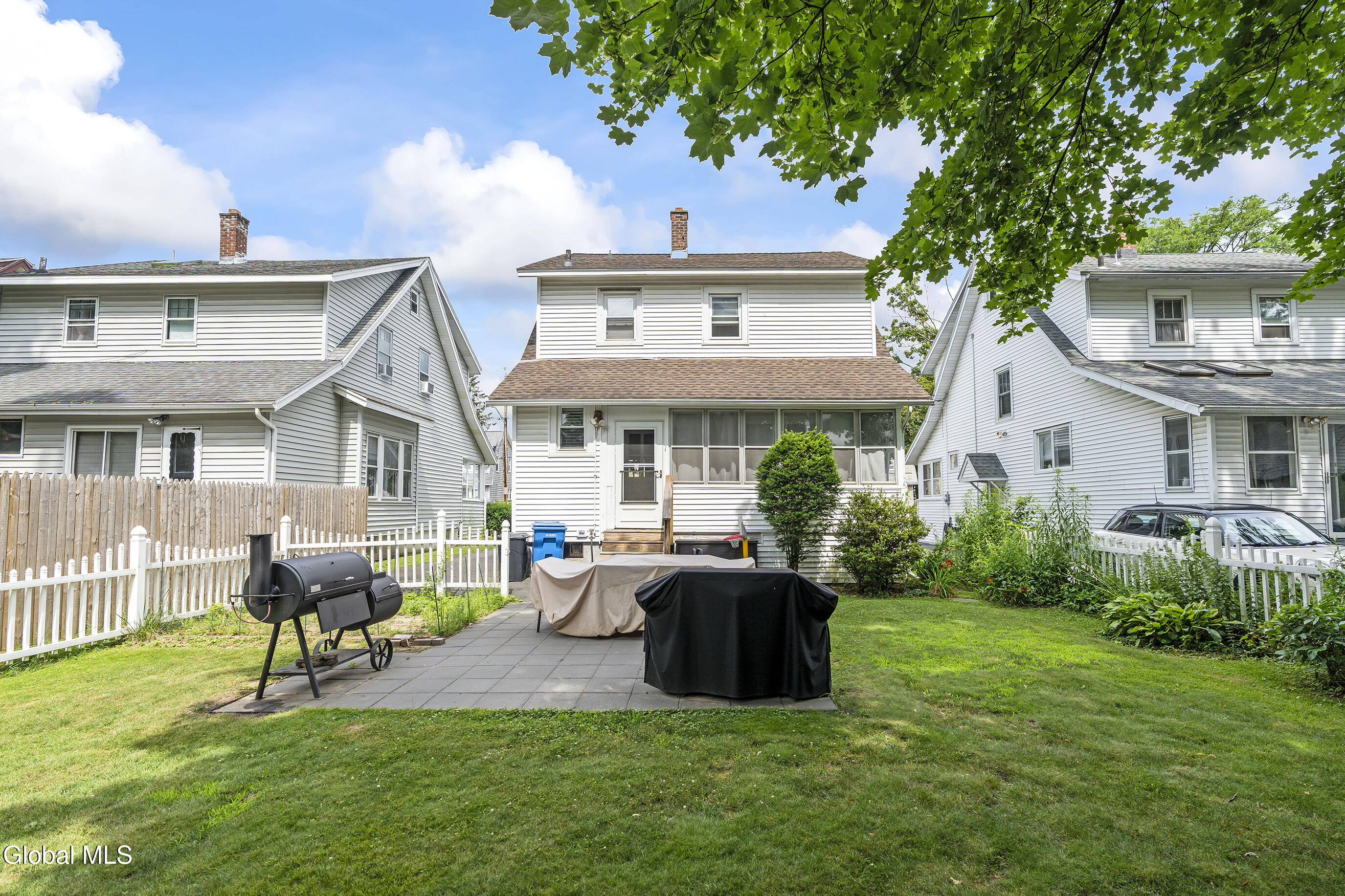 55 Edgecomb Street Albany NY 12209