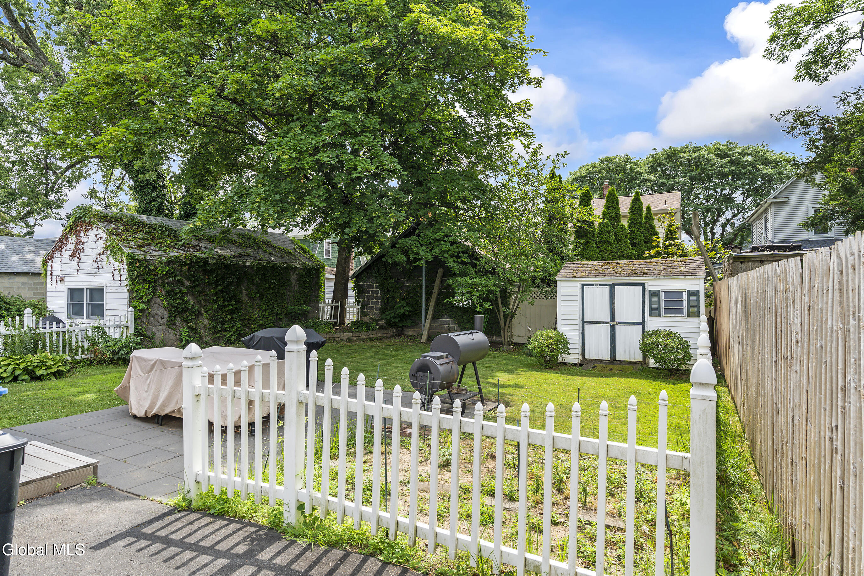 55 Edgecomb Street Albany NY 12209