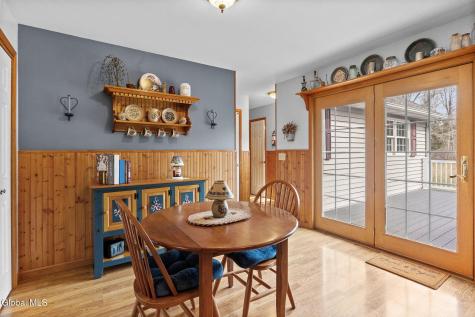 32 Halsted Lane Ravena NY 12143