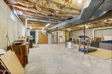 32 Halsted Lane Ravena NY 12143