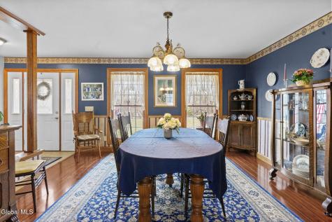 32 Halsted Lane Ravena NY 12143