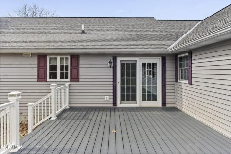 32 Halsted Lane Ravena NY 12143