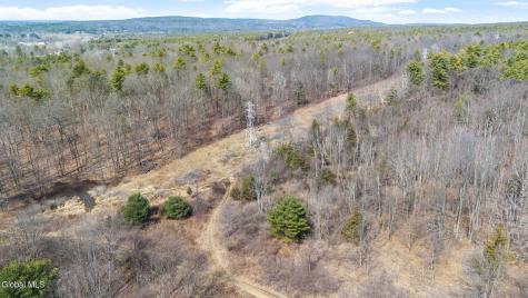 32 Halsted Lane Ravena NY 12143